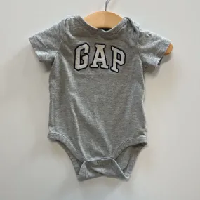 Baby Gap SS Onesie 3/6M