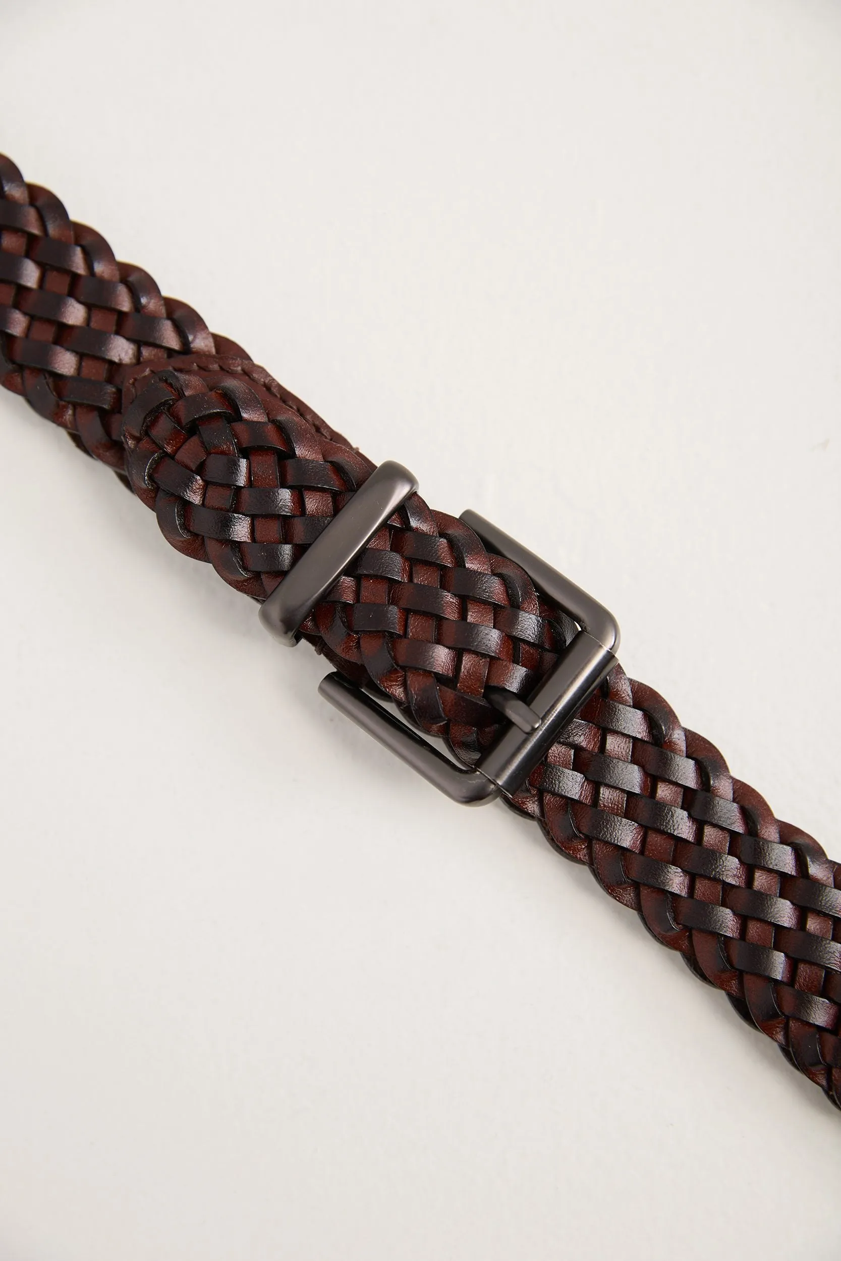 Braided leather belt