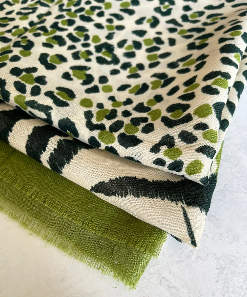 LARGE GREEN TIGER AND LEOPARD PRINT SHAWL SCARF