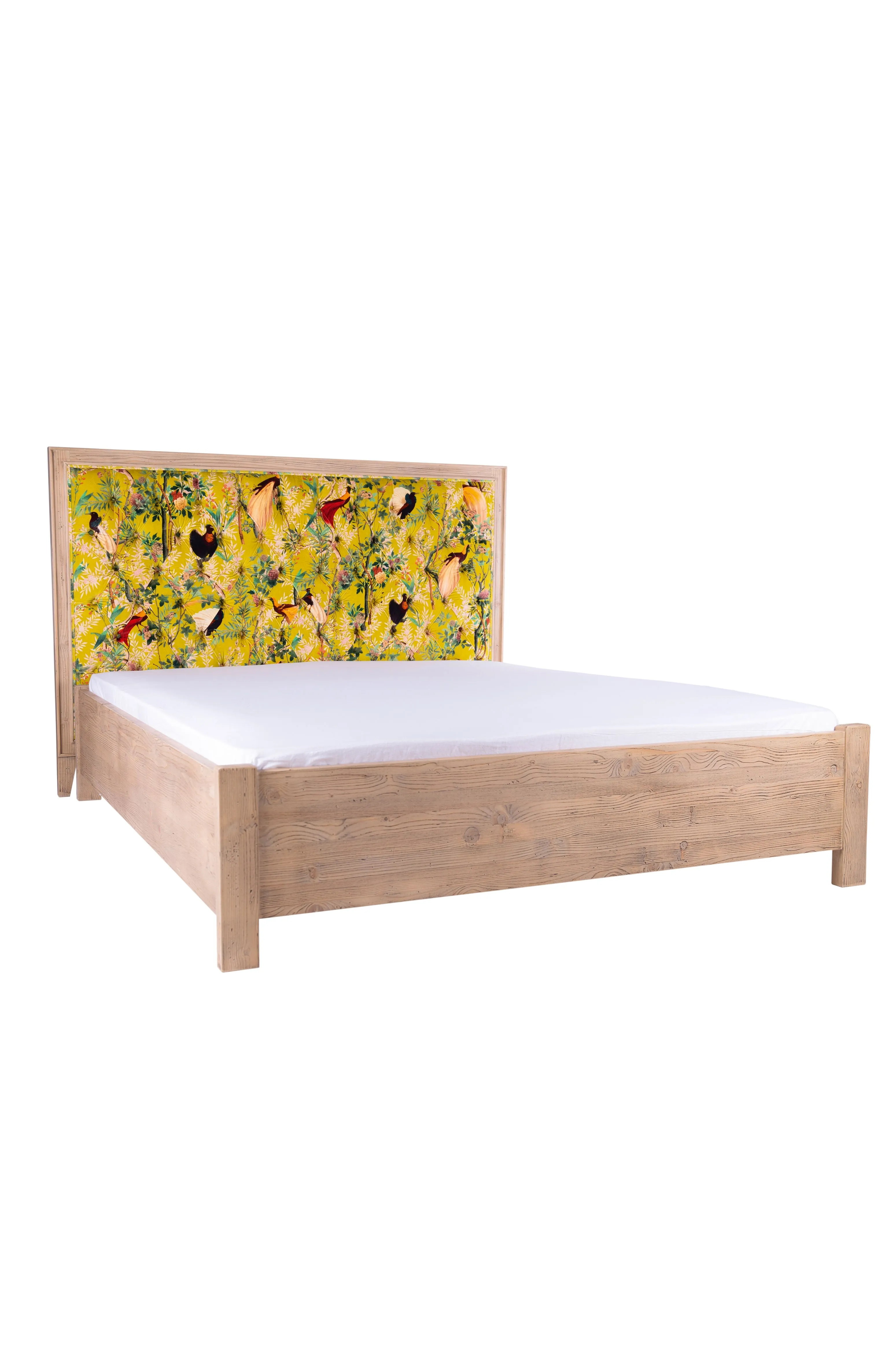 Mind The Gap Royal Garden Antal Bed In Green Velvet